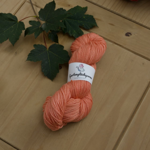 Ranunkel gefärbt auf Atelier Zitron Ramie de Luxe