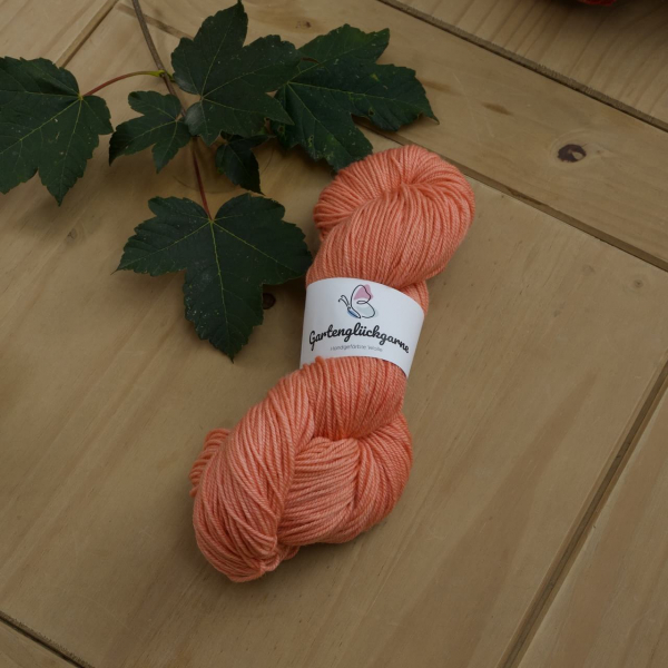 Ranunkel gefärbt auf Atelier Zitron Ramie de Luxe
